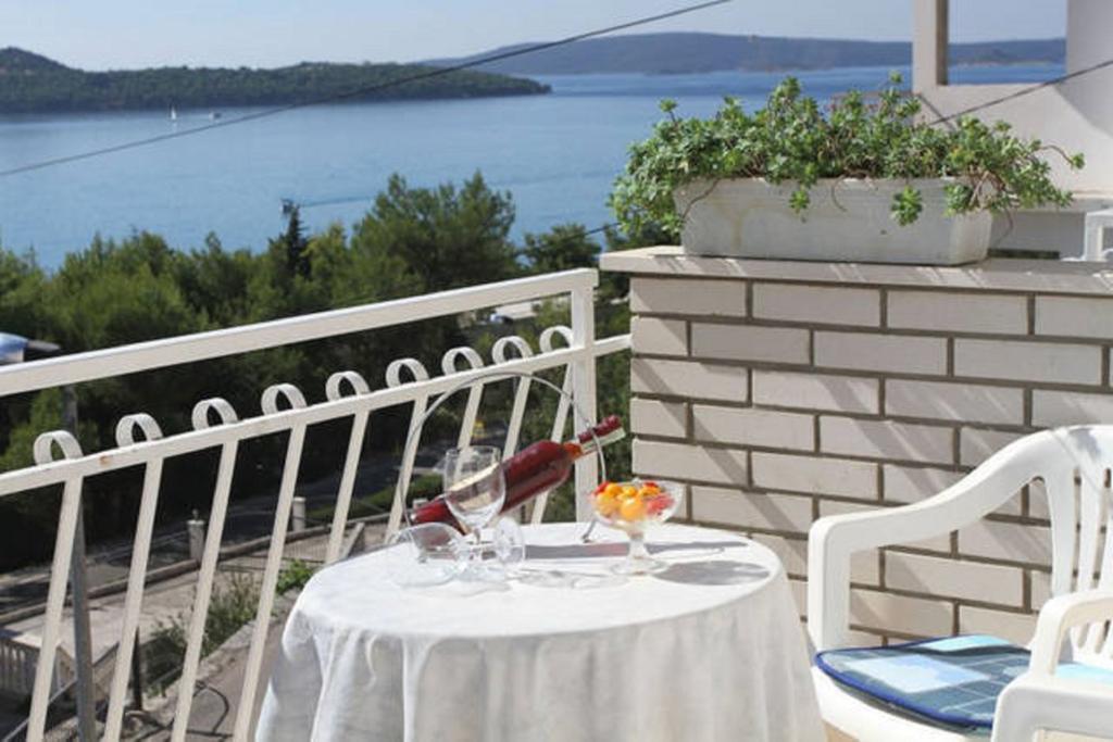 Lana Apartments Trogir Exterior foto